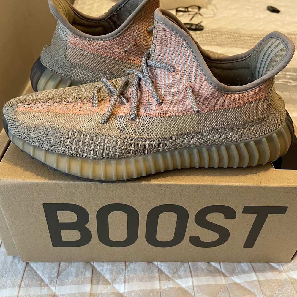 YEEZY BOOST 350s
